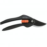 DISC Fiskars P26 Single Step Bypass Pruner