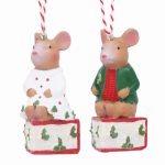 Resin Holly & Alfie Mouse on Cheese Slice Decoration